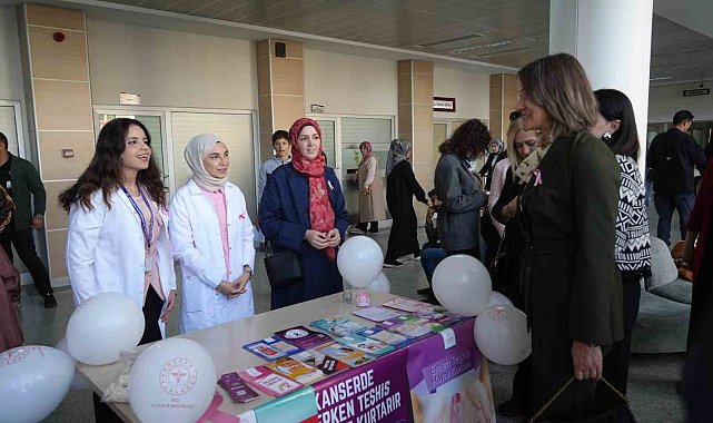 Muş'ta meme kanserine dikkat çekildi