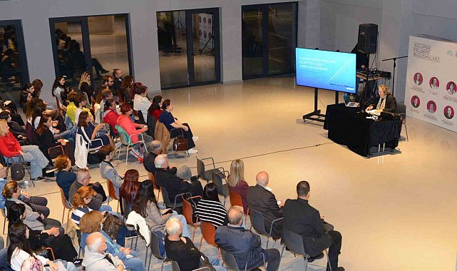 Nilüfer Felsefe Buluşmaları'nda kadın haklarına felsefi bakış