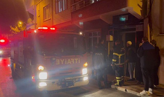 Ocakta unutulan yemek yangına neden oldu