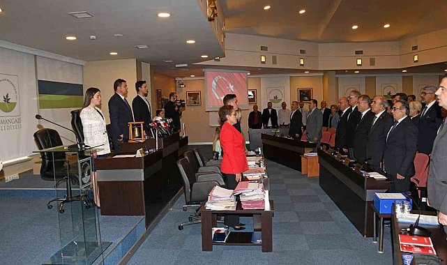 Osmangazi Belediye Başkanı Aydın: "3 milletvekilimizin İsrail tarafından göz altına alınmasını nefret ve şiddetli kınıyoruz"