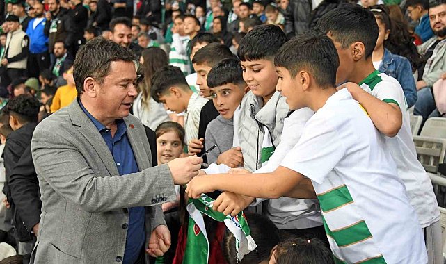 Osmangazi Belediyesi'nden şampiyonluk yolunda Bursaspor'a tam destek