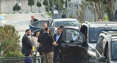 Özgür Özel, Düzce'de tutuklu bulunan Pınar Türker'i ziyaret etti