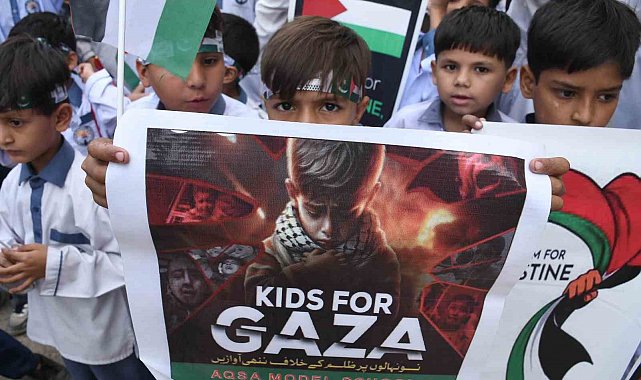 Pakistan'da İsrail'in Gazze'ye yönelik saldırıları ikinci yılında protesto edildi
