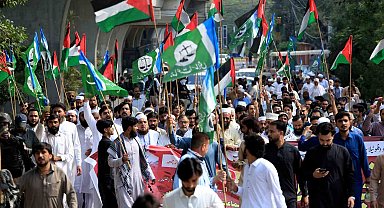 Pakistan'da İsrail'in Küresel Sumud Filosu'na müdahalesi protesto edildi