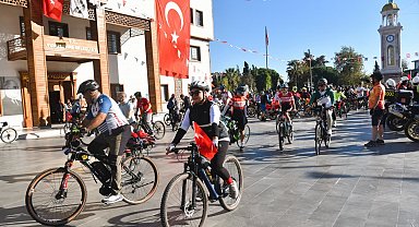 Pedallar cumhuriyet için çevrildi