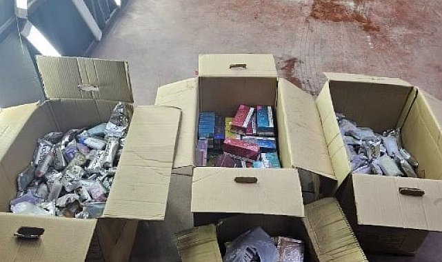 Polisten kaçakçılık operasyonu: 2 gözaltı