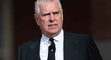 Prens Andrew, "York Dükü" unvanından feragat etti