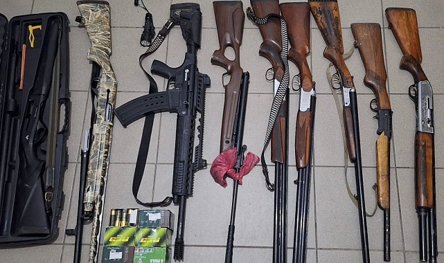 Projektörle tavşan avına jandarmadan operasyon