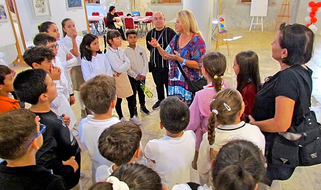 "Ekim Geçidi" sergisi Çeşme'de