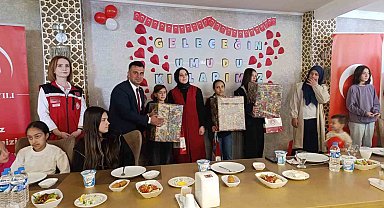 "Geleceğin Umudu Kızlarımız" projesiyle kız çocuklarına destek