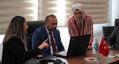Rektör Akkaya "Ulusal Lider Araştırmacılar Programı" kapsamında yürütülen projeyi inceledi