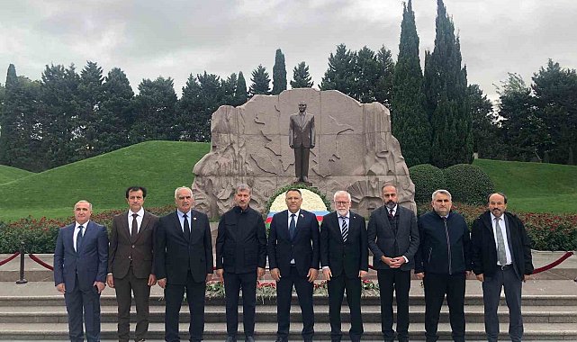 Rektör Hamdullah Şevli, Azerbaycan'da resmi temaslarda bulundu