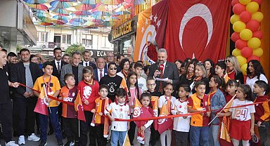 Salihli'de Galatasaray Taraftarlar Derneği açıldı