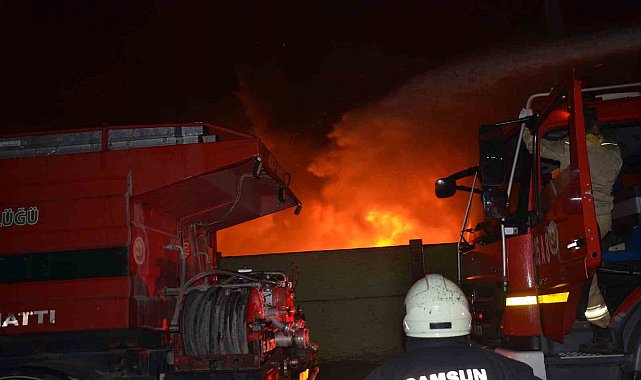 Samsun Bafra OSB'de geri dönüşüm tesisinde yangın