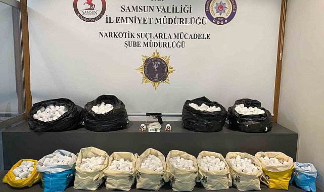 Samsun'da 105 bin uyuşturucu hap ele geçti: 5 gözaltı