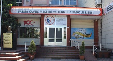 Samsun'da 3 öğrenci zehirlenme şüphesiyle hastaneye kaldırıldı