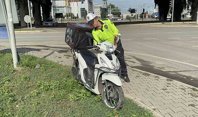 Samsun'da motosiklet kaldırıma çarptı: 1 yaralı