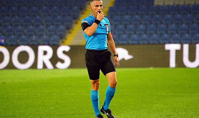 Samsunspor - Fenerbahçe maçının VAR'ı Sarper Barış Saka oldu