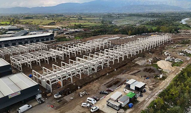 Sanayi sitesinde çalışmalar hız kesmeden devam ediyor
