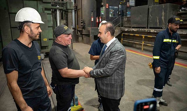 Sanayi ve Teknoloji Bakanı Mehmet Fatih Kacır, Kutes fabrikasını ziyaret etti