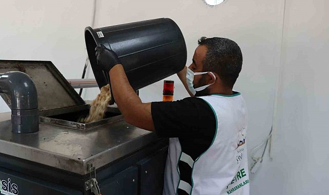 Şanlıurfa'da organik atıklar dönüştürülerek barınaklara veriliyor