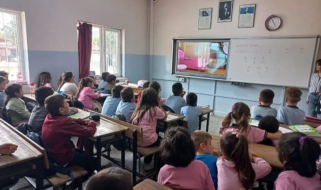 Sarıgöl'de ilkokul öğrencilerine ağız ve diş sağlığı eğitimi
