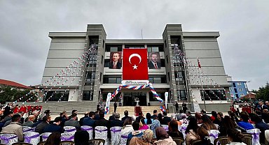 Sarıgöl'deki okulların resmi açılışı yapıldı