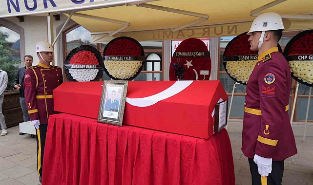 Şehit Uzm. Jandarma Çavuş Arif Özdemir son yolculuğuna uğurlanıyor