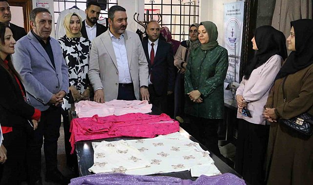 Şehit yakınları ve gaziler için 'Sanatla Yaşam Sergisi' Diyarbakır'da açıldı