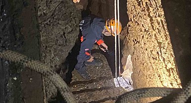 Sığındıkları mağarada mahsur kaldılar: Restoranın bahçesinden film gibi operasyonla kurtarıldılar