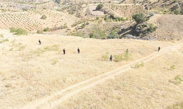 Siirt'te kayıp alzaymır hastası yaşlı adamı bulmak için 250 kilometrekare alana bakıldı