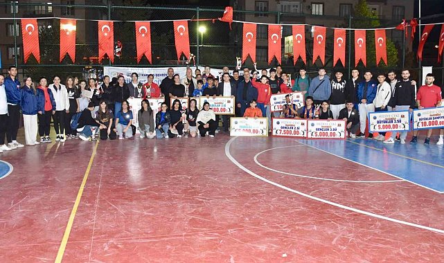 Siirt'te Sokak Basketbolu Turnuvası sona erdi