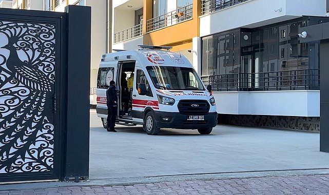 Silahla oynarken kendini yaraladı