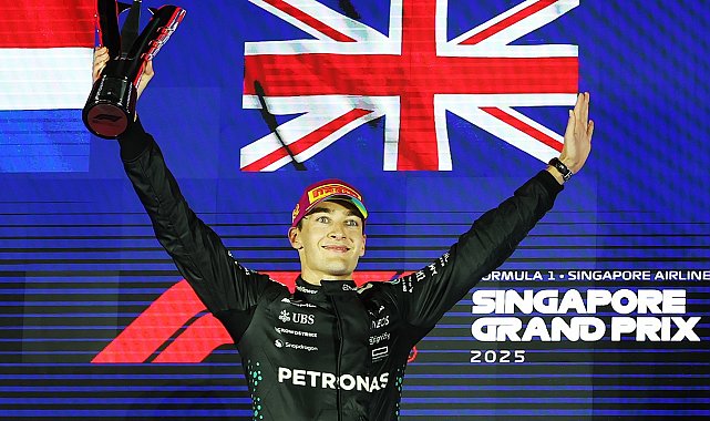 Singapur'da kazanan George Russell