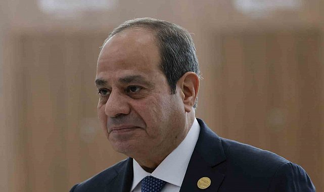 Sisi'den Trump'a: " Anlaşmaya varılması halinde imzalar atılırken burada olmanız harika olurdu"