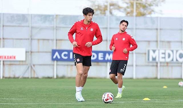 Sivasspor'da Osman Zeki Korkmaz idmana çıkmadı