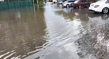 Sokaklar göle döndü, Köyceğiz Gölü yağmurdan nasibini aldı