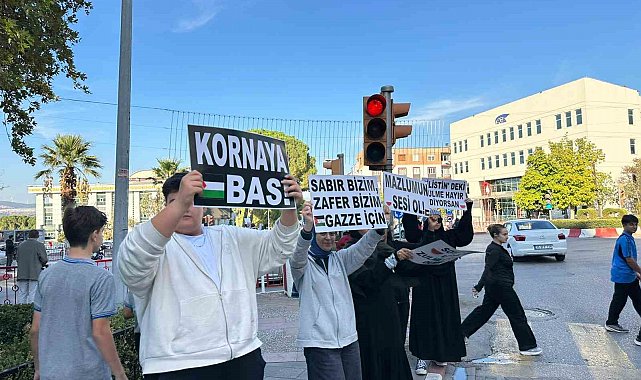 Somalılardan İsrail'e kornalı tepki