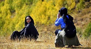 Sonbaharın büyüleyici renkleri Erzincan'ı sardı