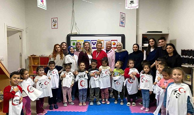 SUBÜ öğrencileri minikleri geleneksel sanatla buluşturdular