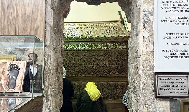 Sultan Şeyhmus türbesi ve medresesi binlerce ziyaretçiyi ağırlıyor