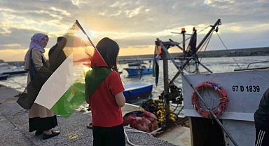 Sumud Filosu'na destek için Zonguldak'tan Karadeniz'e açıldılar