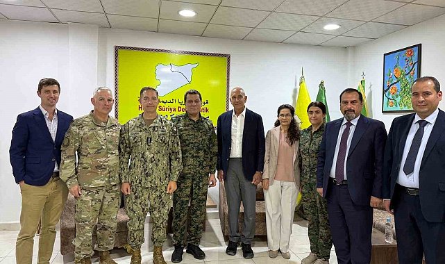 Suriye Özel Temsilcisi Barrack Suriye'de SDG'li Mazlum Abdi'yi ziyaret etti