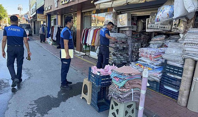 Tarsus'ta kaldırım işgaline izin verilmiyor