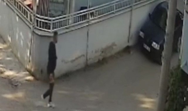 Tartıştığı kişinin otomobilini ateşi veren şahıs gözaltına alındı