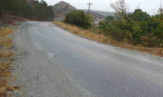 Taş ocağı tozu ve asfaltsız yola vatandaşlardan tepki