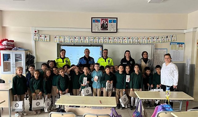 Tekirdağ'da polislerden minik öğrencilere eğitim