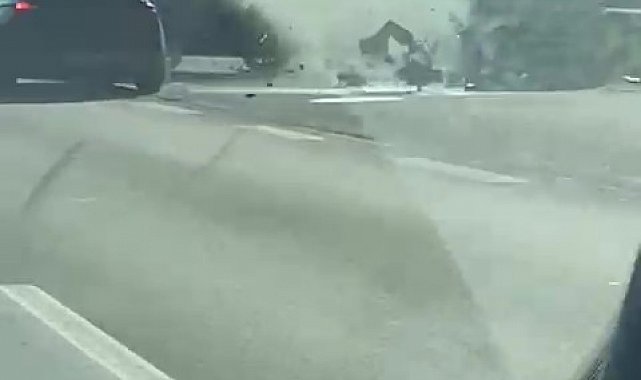 TEM Otoyolu'nda maganda dehşeti: Bebekli otomobili sıkıştırdı, 5 araç birbirine girdi