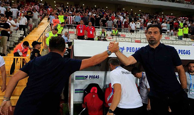 Trendyol Süper Lig: Antalyaspor: 1 - Çaykur Rizespor: 2