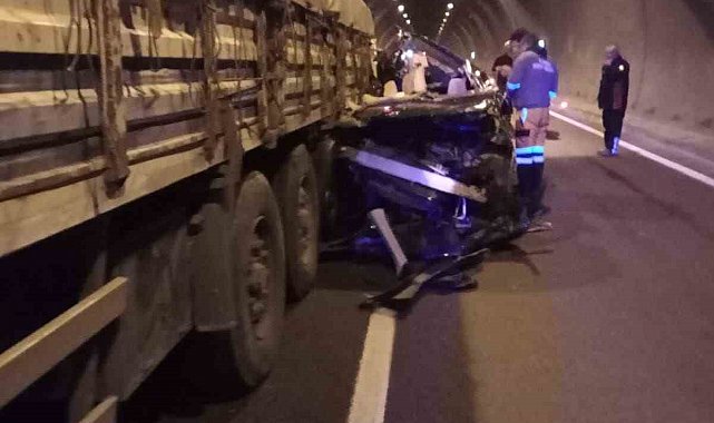 Tünelde trafik kazası: 1 ölü, 4 yaralı